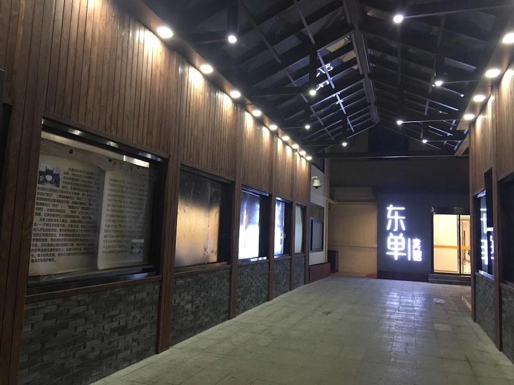 Beijing Dongdan Hotel Near Wangfujing Street,Tian'Anmen Square,The Forbidden City,Free Self-Service Laundry Room Eksteriør billede