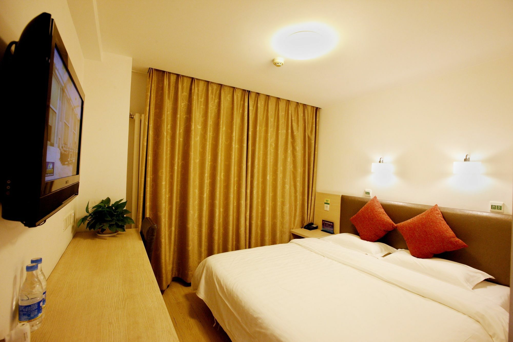 Beijing Dongdan Hotel Near Wangfujing Street,Tian'Anmen Square,The Forbidden City,Free Self-Service Laundry Room Eksteriør billede
